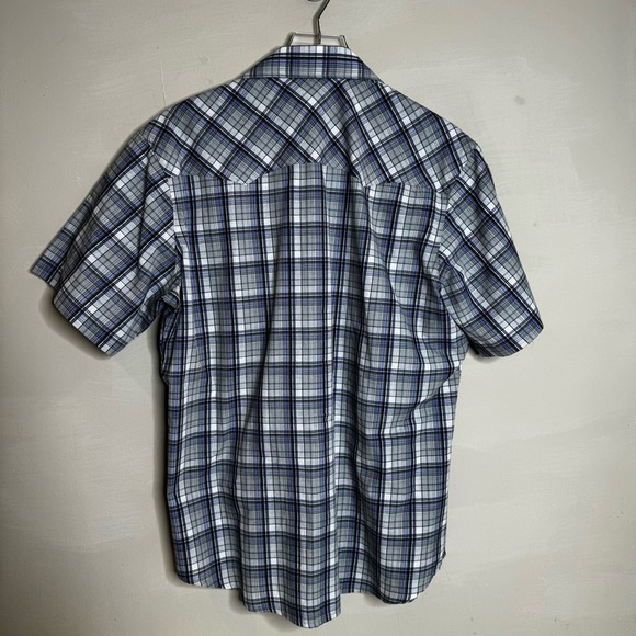 Wrangler Pearl Snap Men's shirt Short Sleeve. - Picture 2 of 6